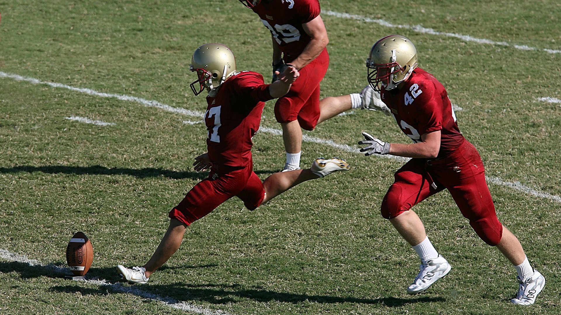 西甲精彩瞬间：突破、头球、精彩扑救不断，2021西甲用球